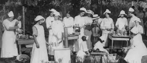I don't know the year, but this is a canning class at UT.